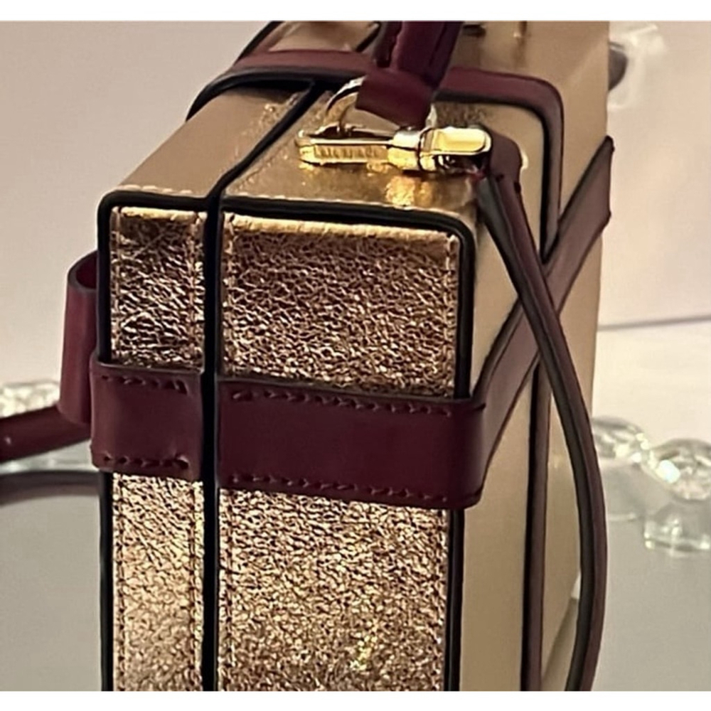Kate Spade Wrapping Party Gift Box Present Gold rose crossbody bag - Picture 6 of 13